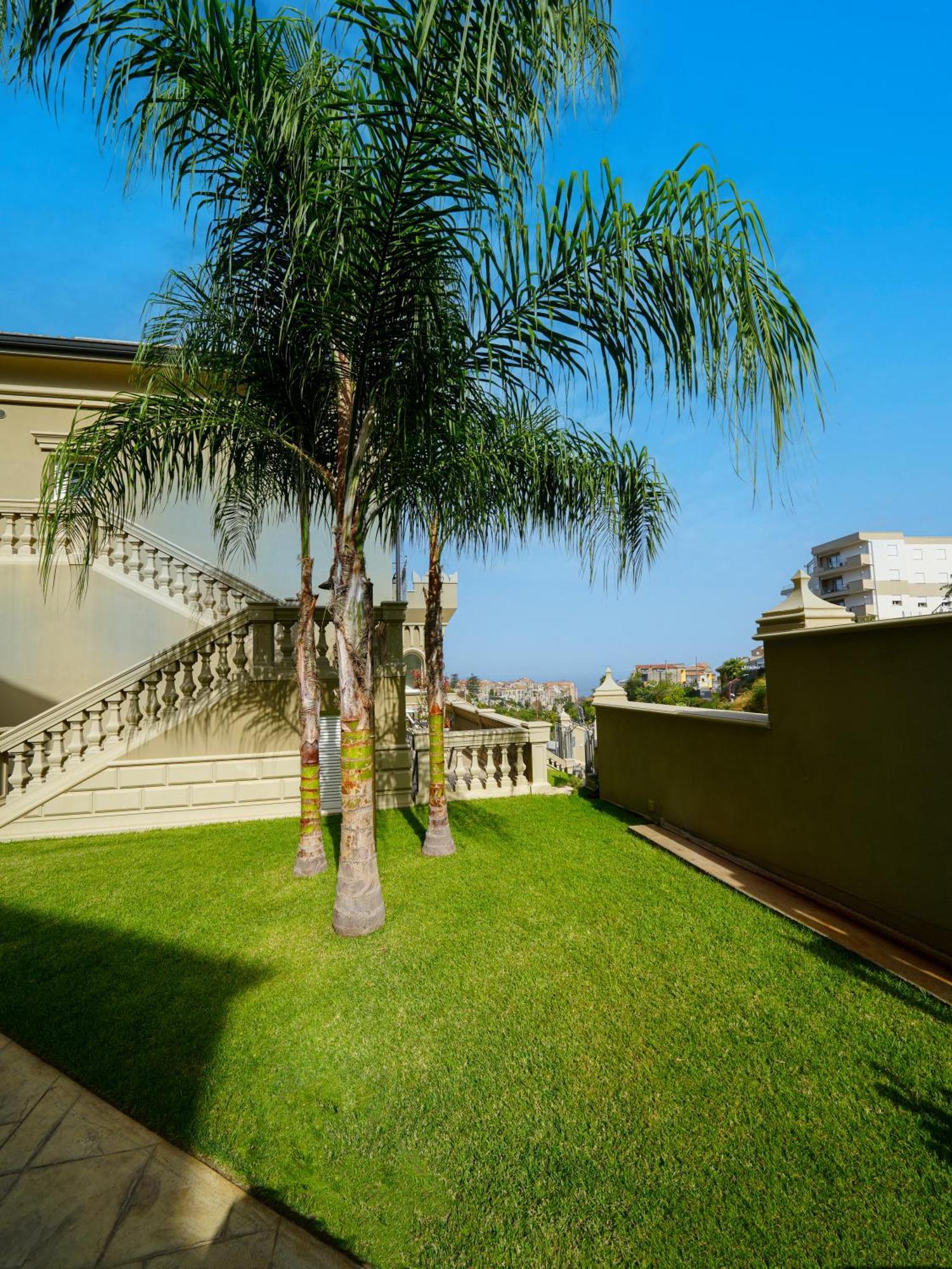 Sui Generis Tropea Luxury Rooms Exterior photo