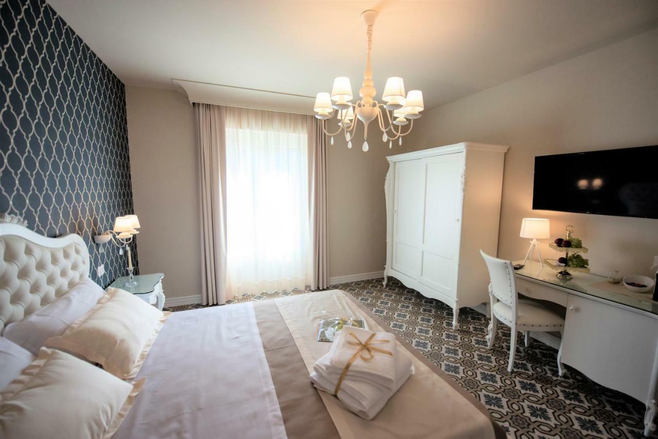 Sui Generis Tropea Luxury Rooms Exterior photo