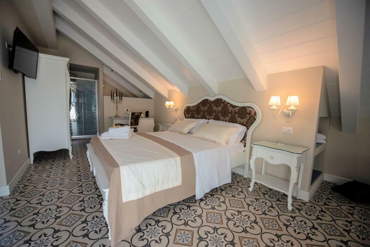 Sui Generis Tropea Luxury Rooms Exterior photo